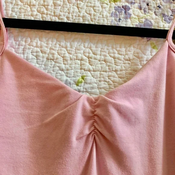 5 Norm Thompson Camis with built in bra - Picture 9 of 14